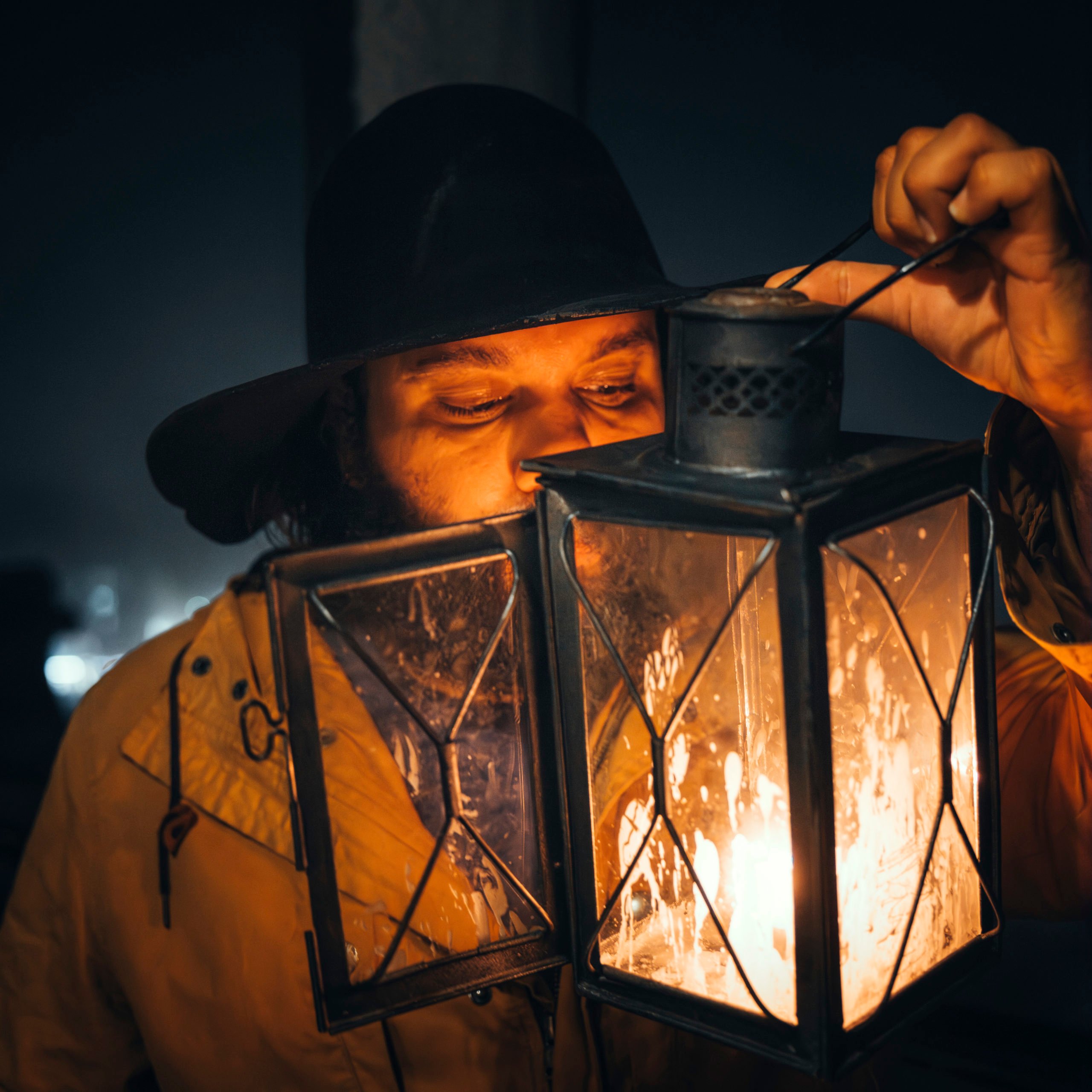 <p class="p1"><strong>22:00 Uhr – Die Tradition des Nachtwächters «Guet» erleben</strong></p>
