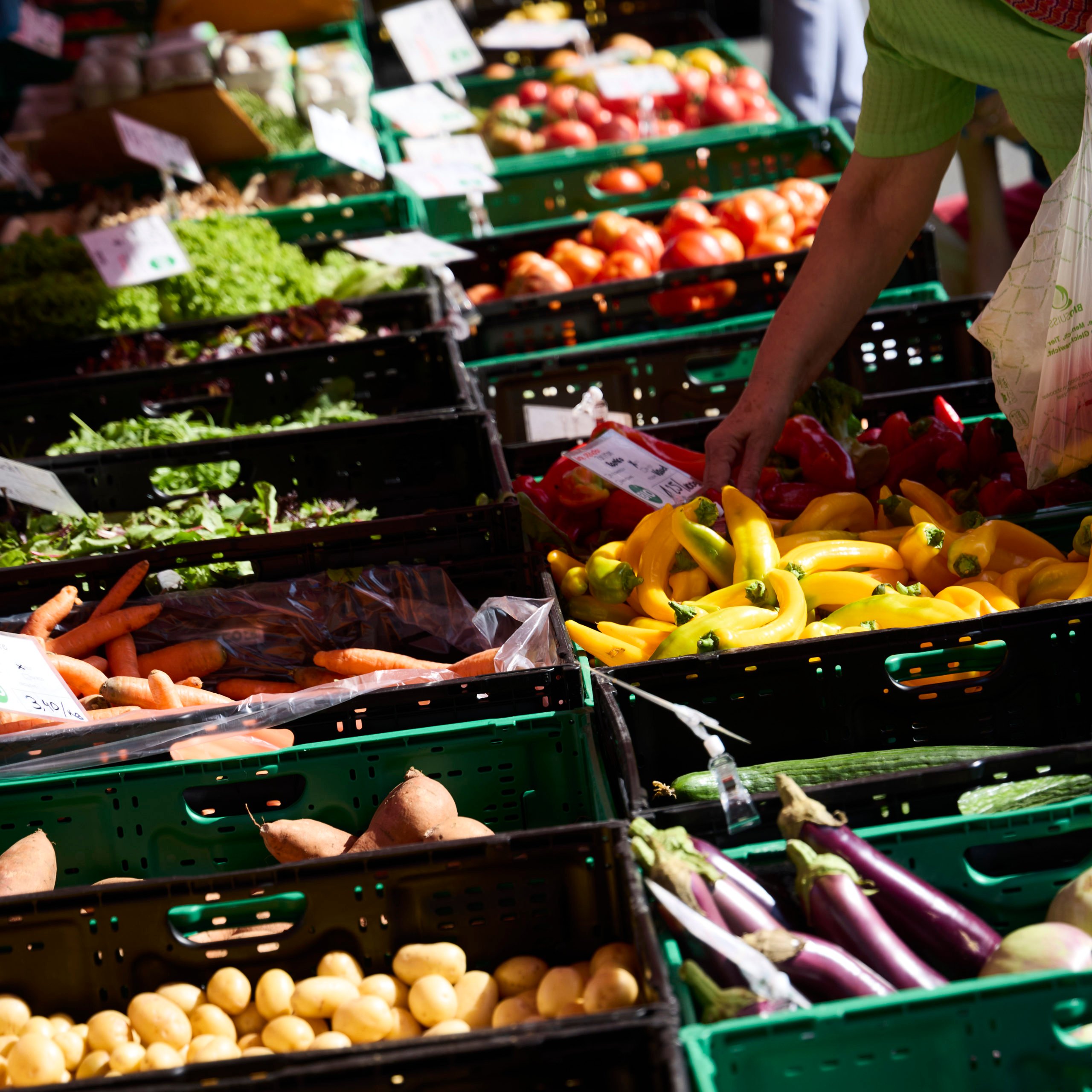 <p class="p1"><strong>15:00 Uhr – Regionale Produkte in der „Ferme Vaudoise“</strong></p>
