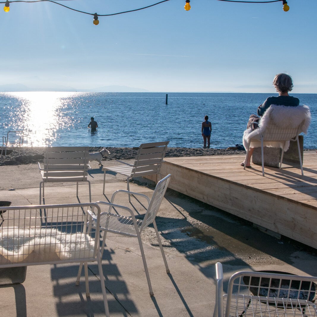 <p><strong>9:30 a.m. – Start the day off right and immerse yourself in the warmth of an unusual sauna with a view. </strong></p>
