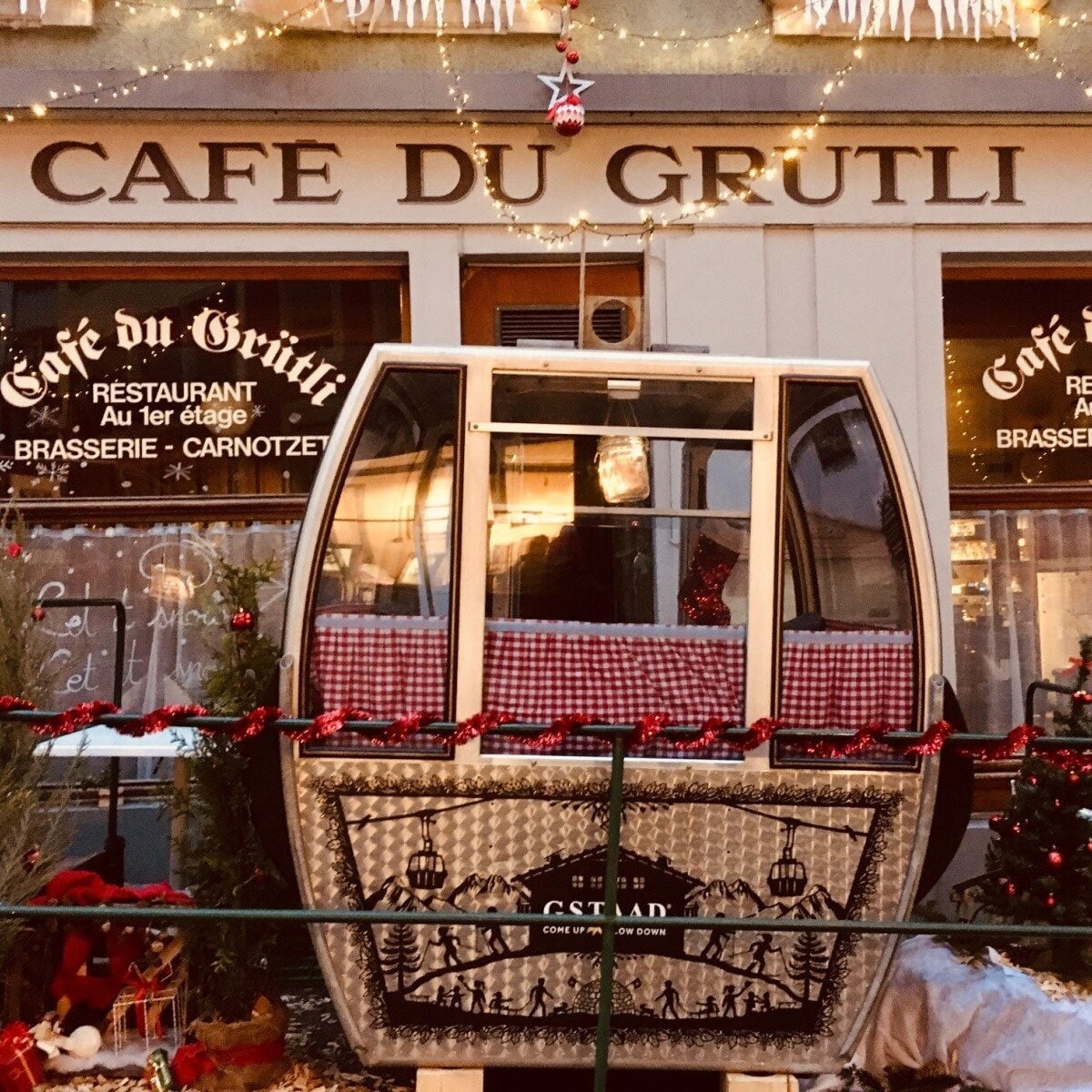 <p><strong>7.30pm – Treat yourself to an unusual dinner in a cable car, right in the city centre </strong></p>
